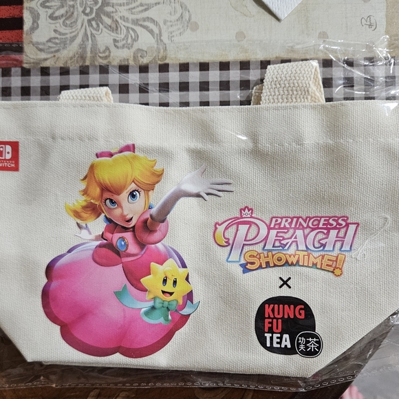 NWT Nintendo Princess Peach Showtime x Kung Fu Tea Mini Tote - Picture 3 of 5